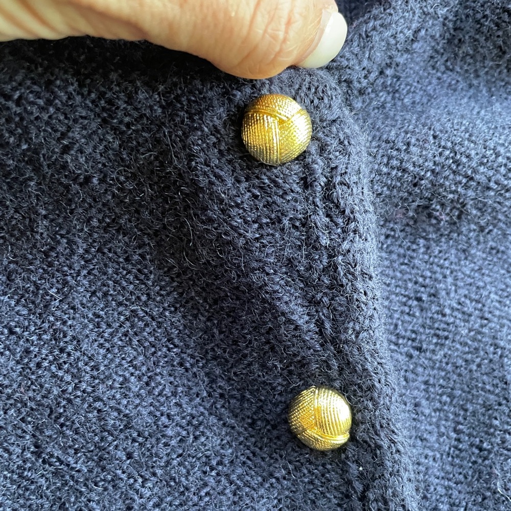 Karen Scott Navy Blue 100% Wool Long Sleeve Cardigan Sweater Large Gold Buttons - Picture 7 of 12